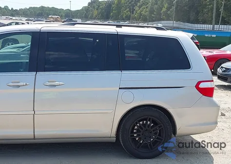 2006 Honda Odyssey Touring from USA, damaged, VIN 5FNRL38856B098897